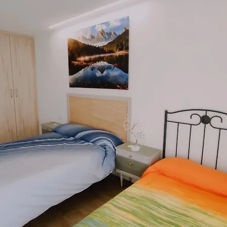 Centrico Y Amplio Piso En Apartment Bejar
